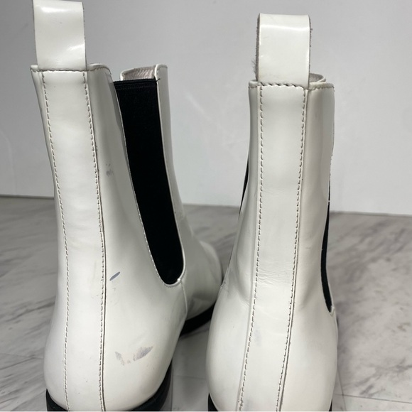 Jeffery Campbell Emrys White Leather Chelsea Bootie 8 - Picture 5 of 16